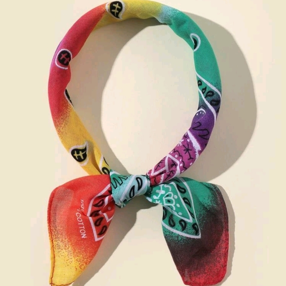 ๐5 for $25* Tie Dye Paisley Bandana - Picture 2 of 3